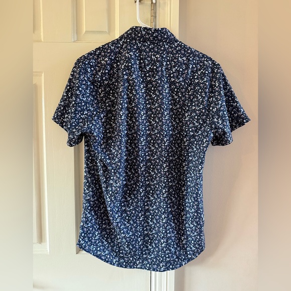 Denim & Flower Men’s Navy Floral Button Down Shirt - Picture 2 of 8